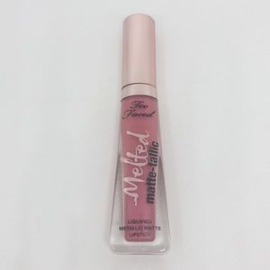 Too Faced Melted Matte-Tallic Liquid Lipstick